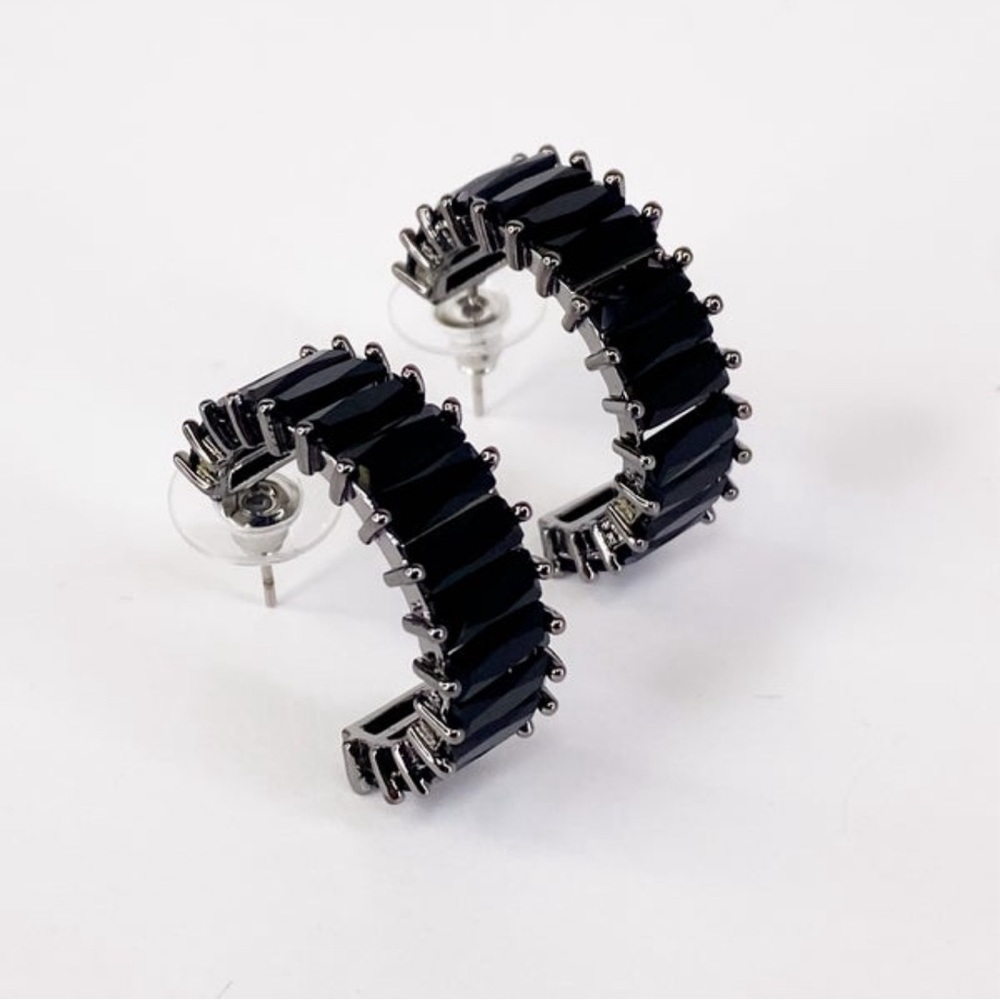 Black Beauty Earrings